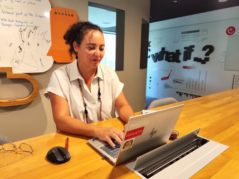 Saín López: “La tecnología es solo un medio, no un fin: el cooperativismo de plataforma como alternativa a la economía digital dominante”